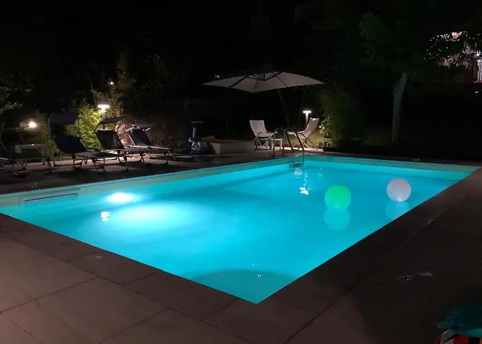 Vale Con Piscina *