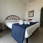 Vale Con Piscina