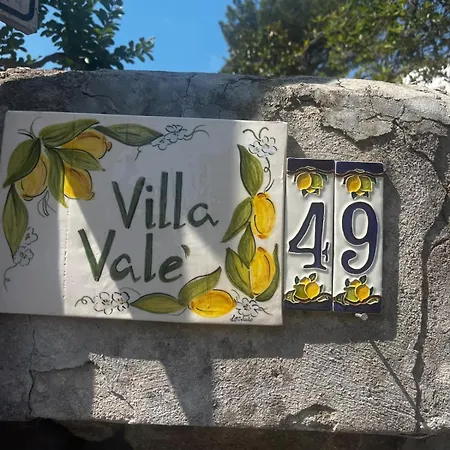 Vale Con Piscina Villa Ischia