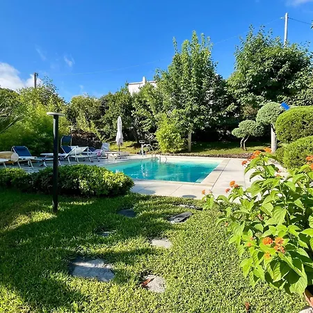 Vale Con Piscina Vila *