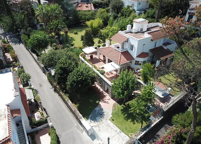 Villa Vale Con Piscina *