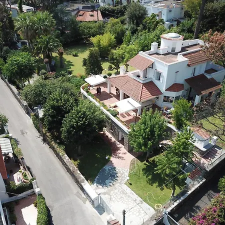 Villa Vale Con Piscina *